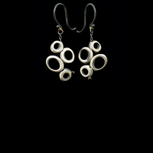 small dancing ovals earring