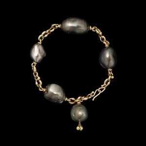 Tahitian Charm Tail Bracelet