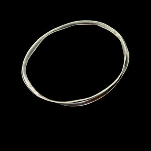 inverted crinkle bangle