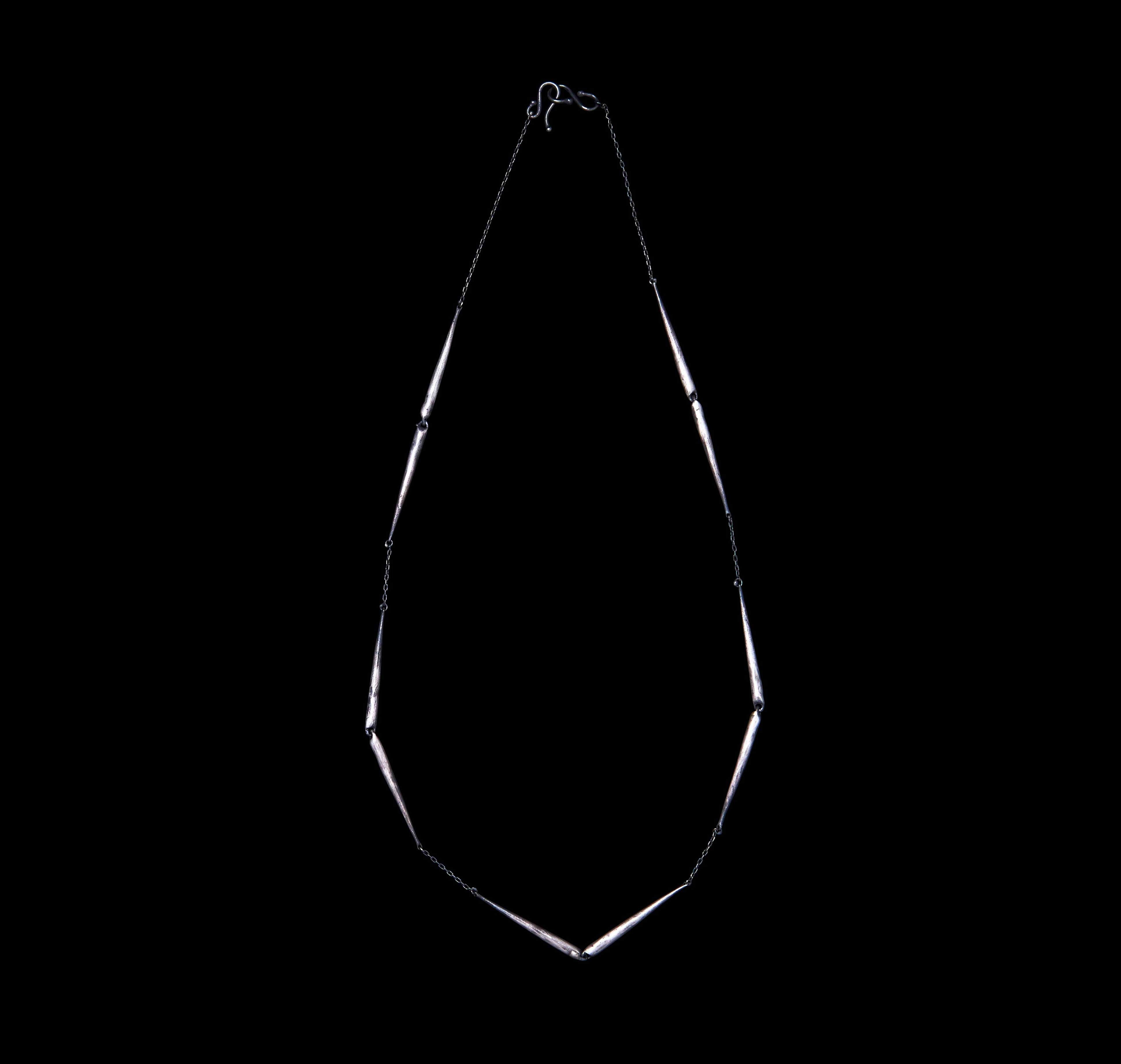 Skinny Tapered Link Choker