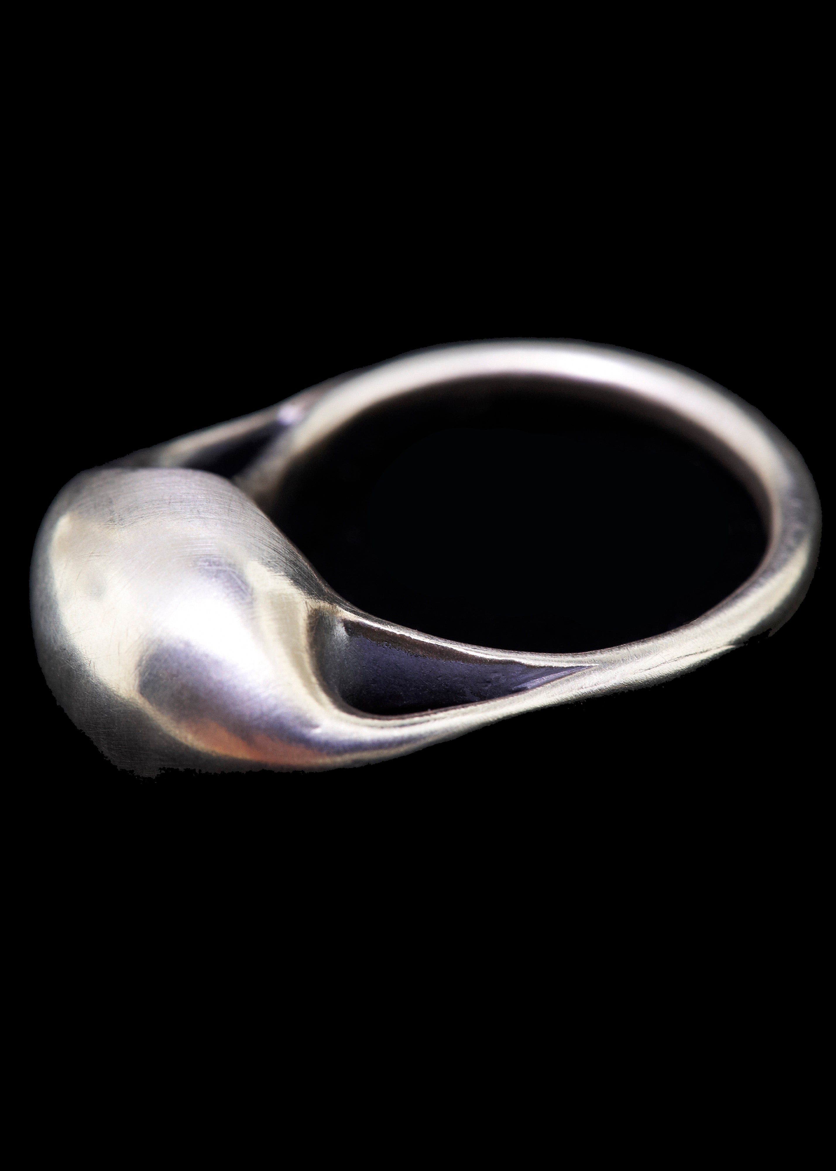 Zeppelin Ring